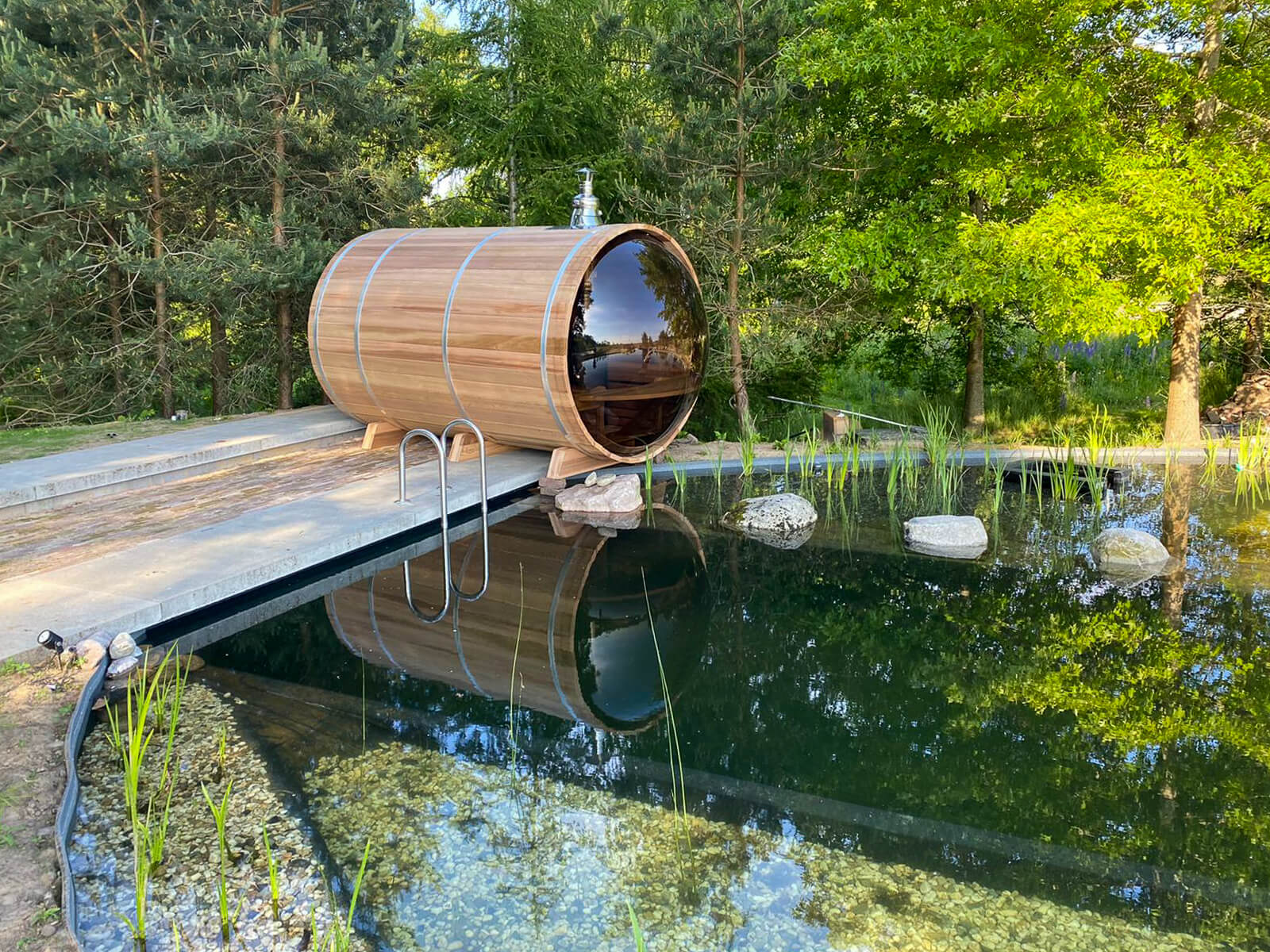 FotoBuitensauna in het najaar: zo geniet je optimaal van wellness in eigen tuin